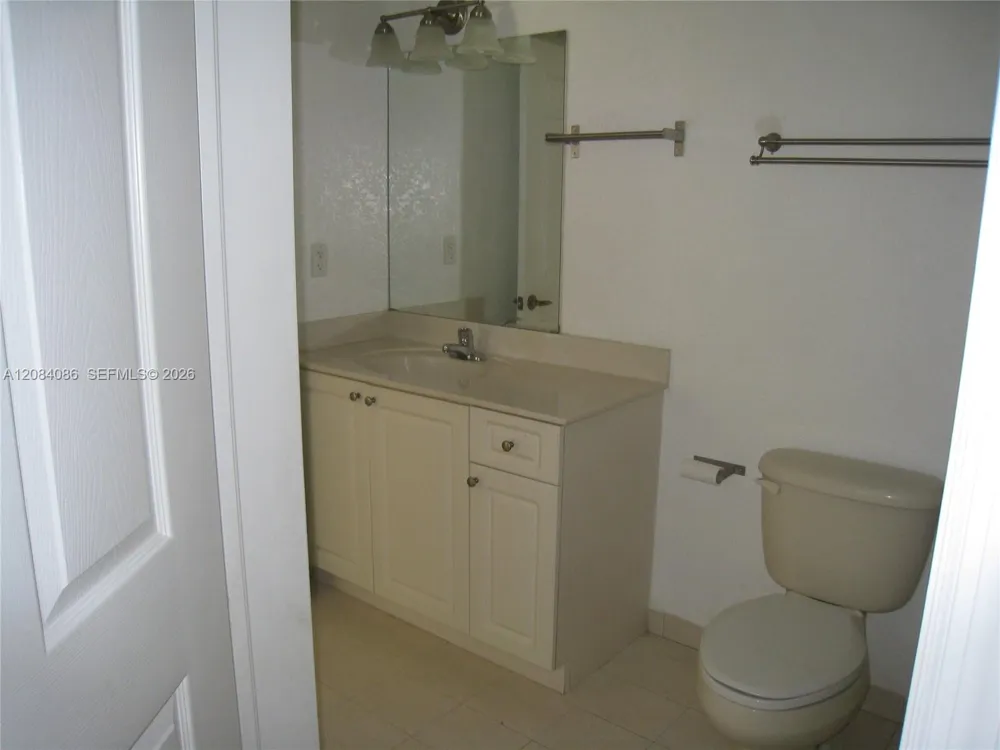 21000 SW 87th Ave #101 Cutler Bay, FL 33189