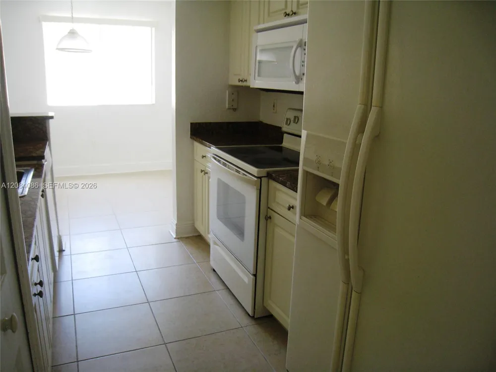 21000 SW 87th Ave #101 Cutler Bay, FL 33189