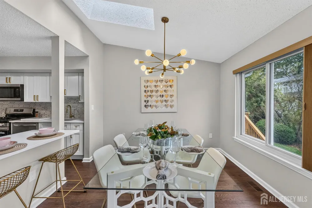 4 Lee Lee Lane Old Bridge, NJ 08879
