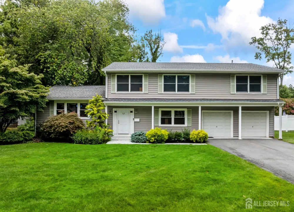 17 Peach Orchard Drive East Brunswick, NJ 08816