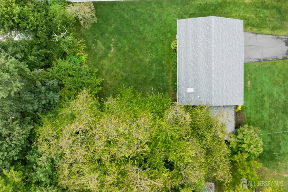 17 Peach Orchard Drive East Brunswick, NJ 08816