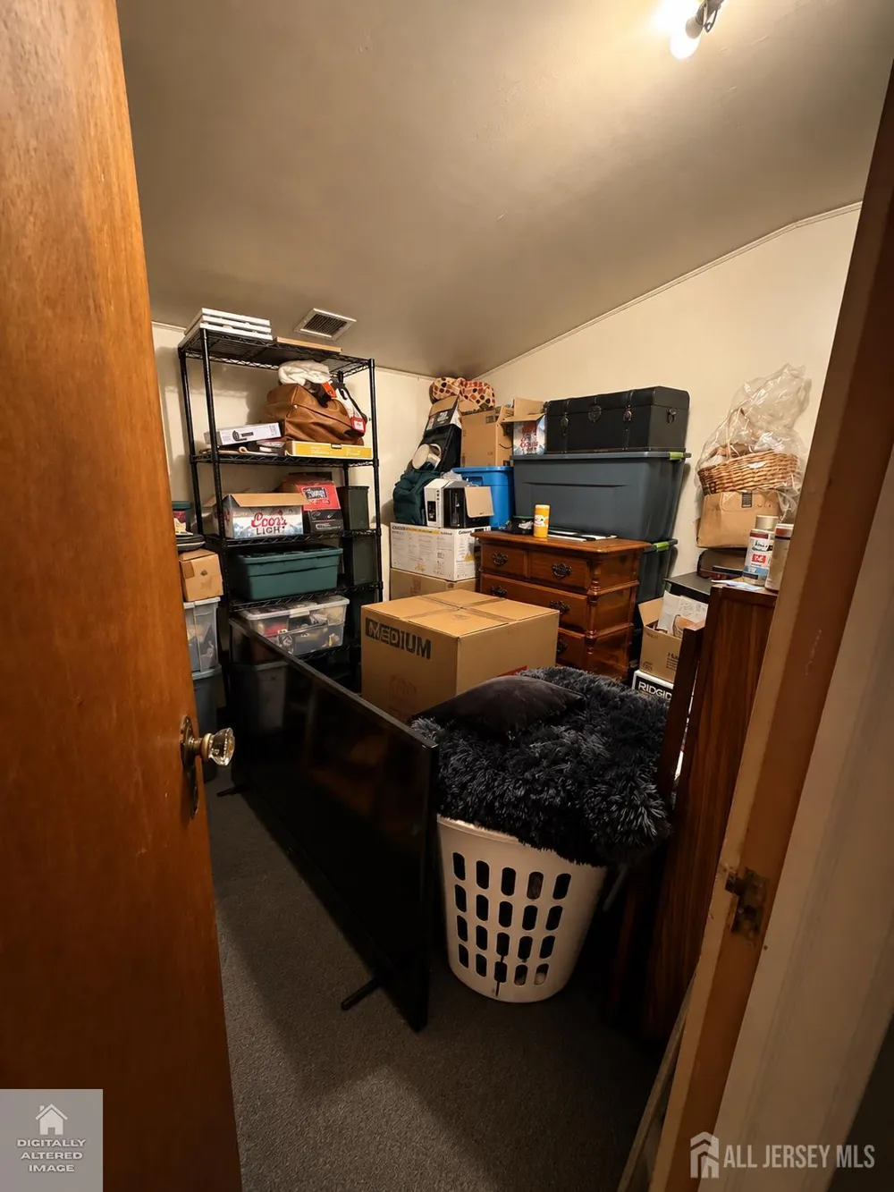 133 Stout Avenue Middlesex, NJ 08846