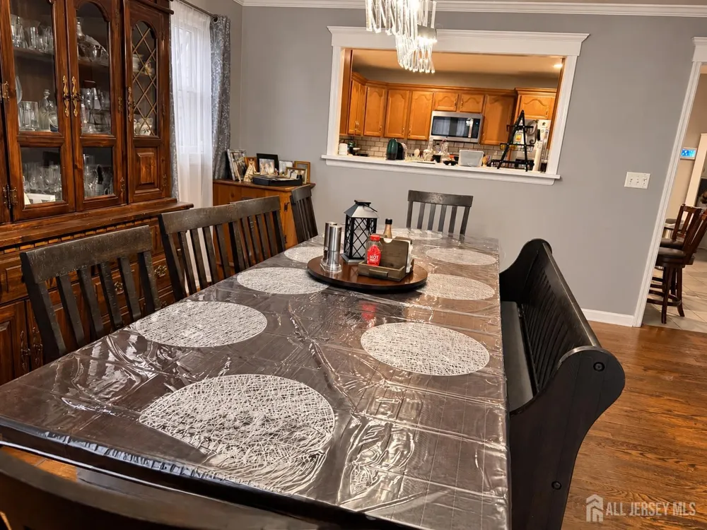 133 Stout Avenue Middlesex, NJ 08846