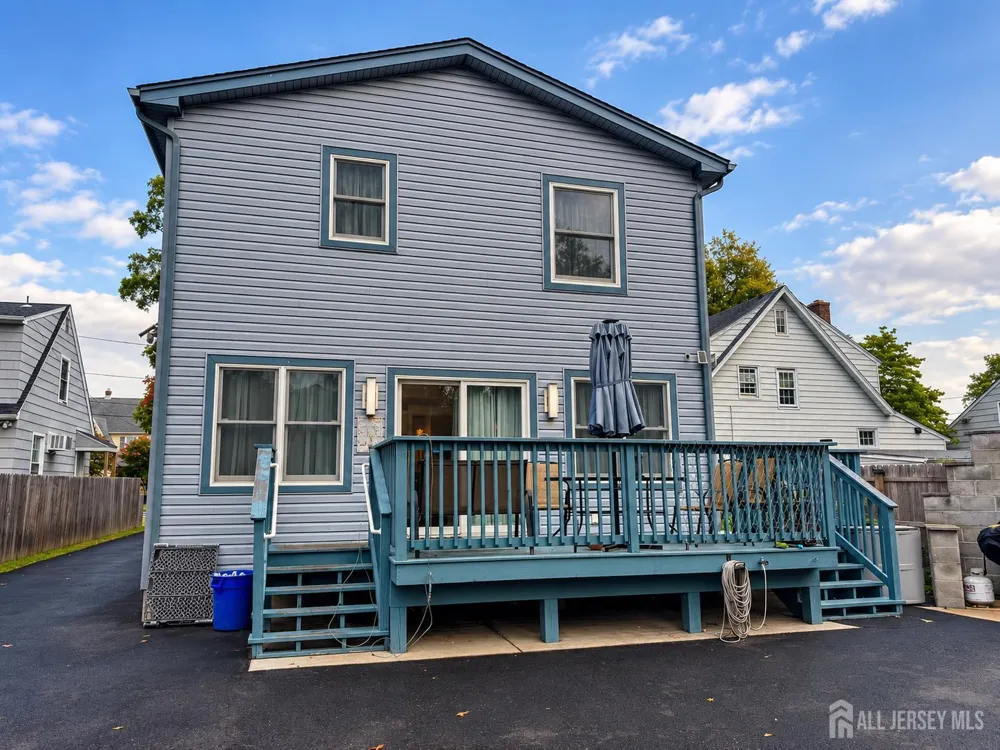 133 Stout Avenue Middlesex, NJ 08846