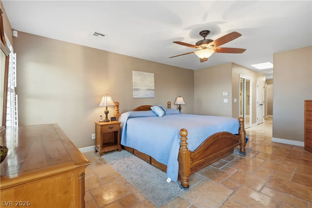 100 E Highland Drive Henderson, NV 89015