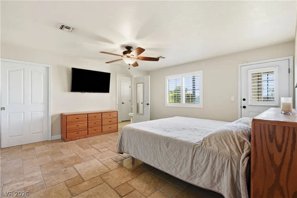 100 E Highland Drive Henderson, NV 89015
