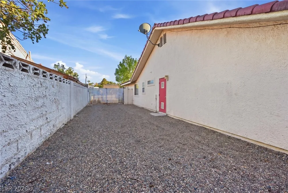 100 E Highland Drive Henderson, NV 89015