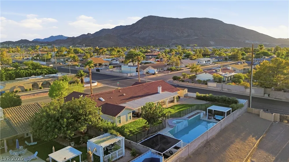 100 E Highland Drive Henderson, NV 89015