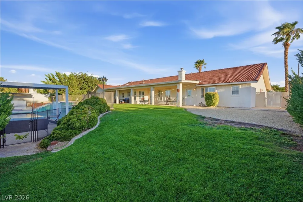 100 E Highland Drive Henderson, NV 89015