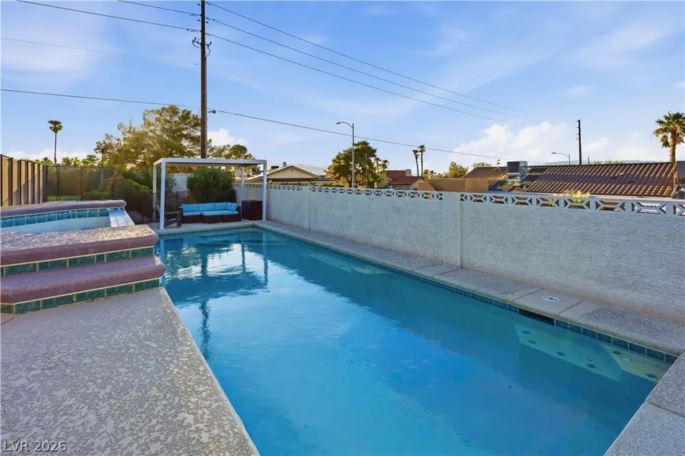 100 E Highland Drive Henderson, NV 89015