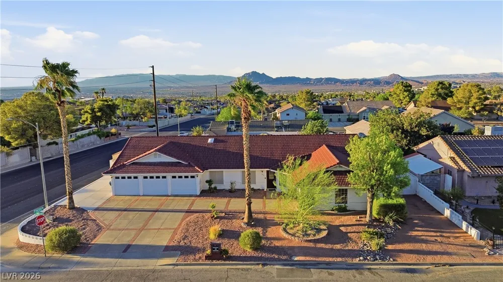 100 E Highland Drive Henderson, NV 89015
