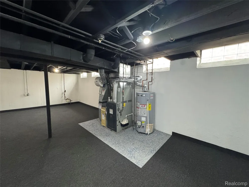 24895 Beck Avenue Eastpointe City, MI 48021