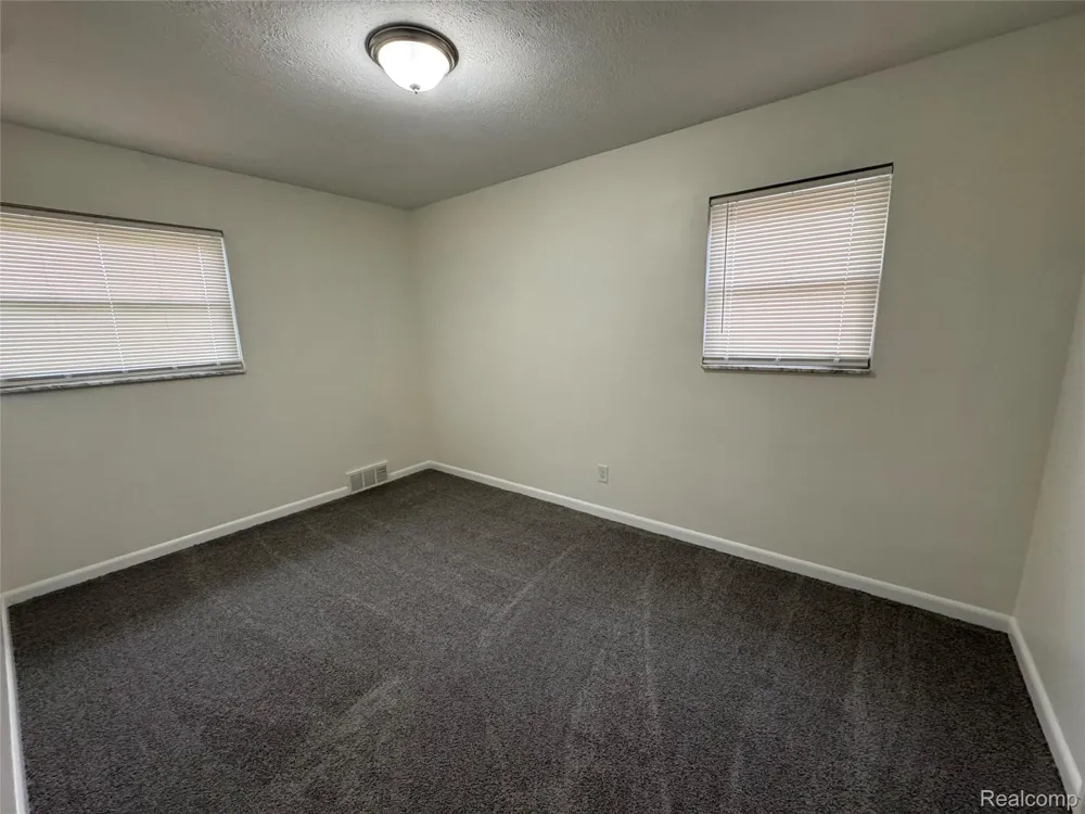 24895 Beck Avenue Eastpointe City, MI 48021