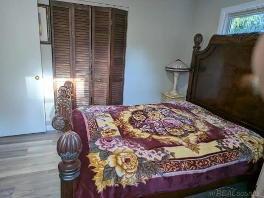 47546 Roland Street Shelby Charter Township, MI 48317