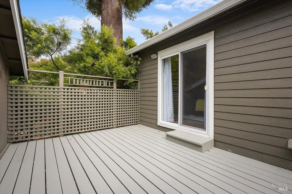 22753 Sylvan Way Monte Rio, CA 95462