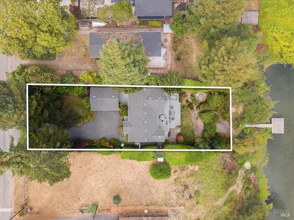 22753 Sylvan Way Monte Rio, CA 95462