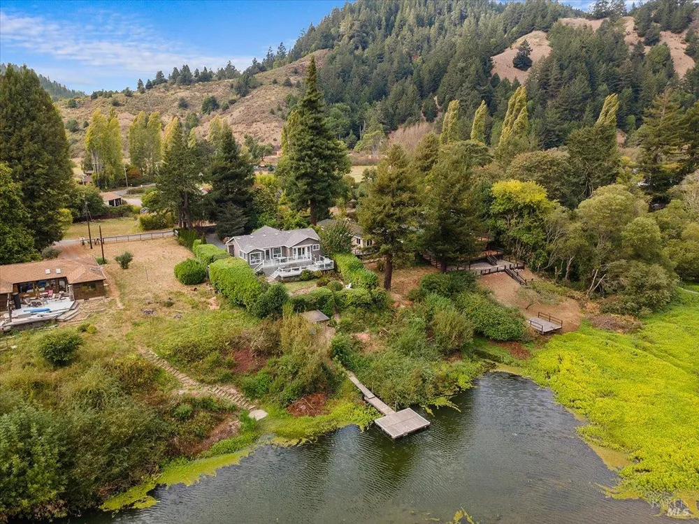 22753 Sylvan Way Monte Rio, CA 95462