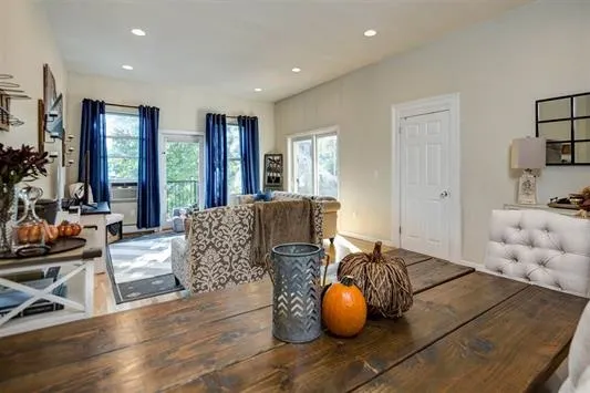731 PARK AVE Hoboken, NJ 07030