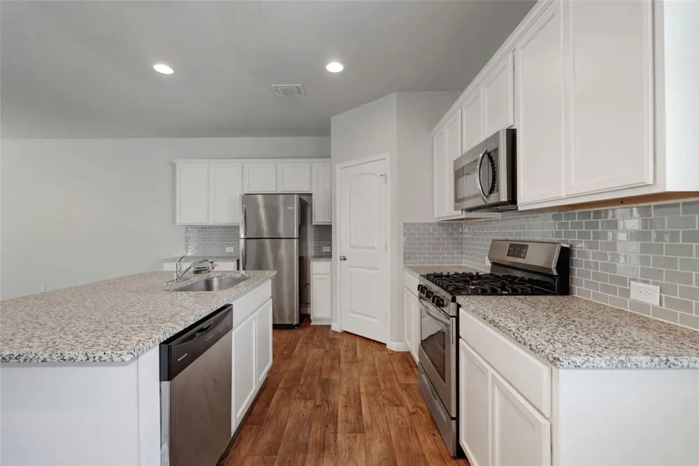 14612 Frankel Loop Pflugerville, TX 78660