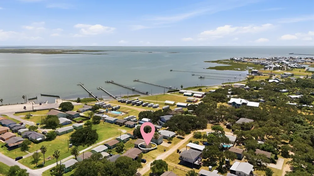26 Bayberry Circle Rockport, TX 78382