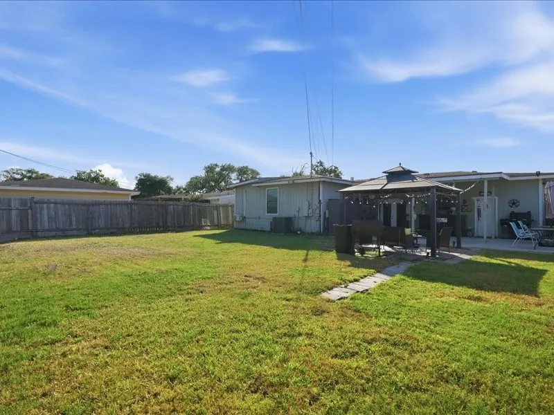 625 Sheridan Drive Corpus Christi, TX 78412