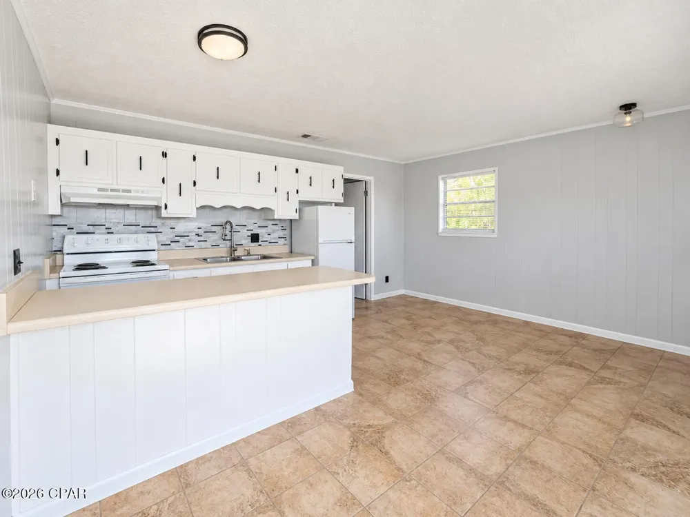 6529 Chipewa Street #F Panama City, FL 32404