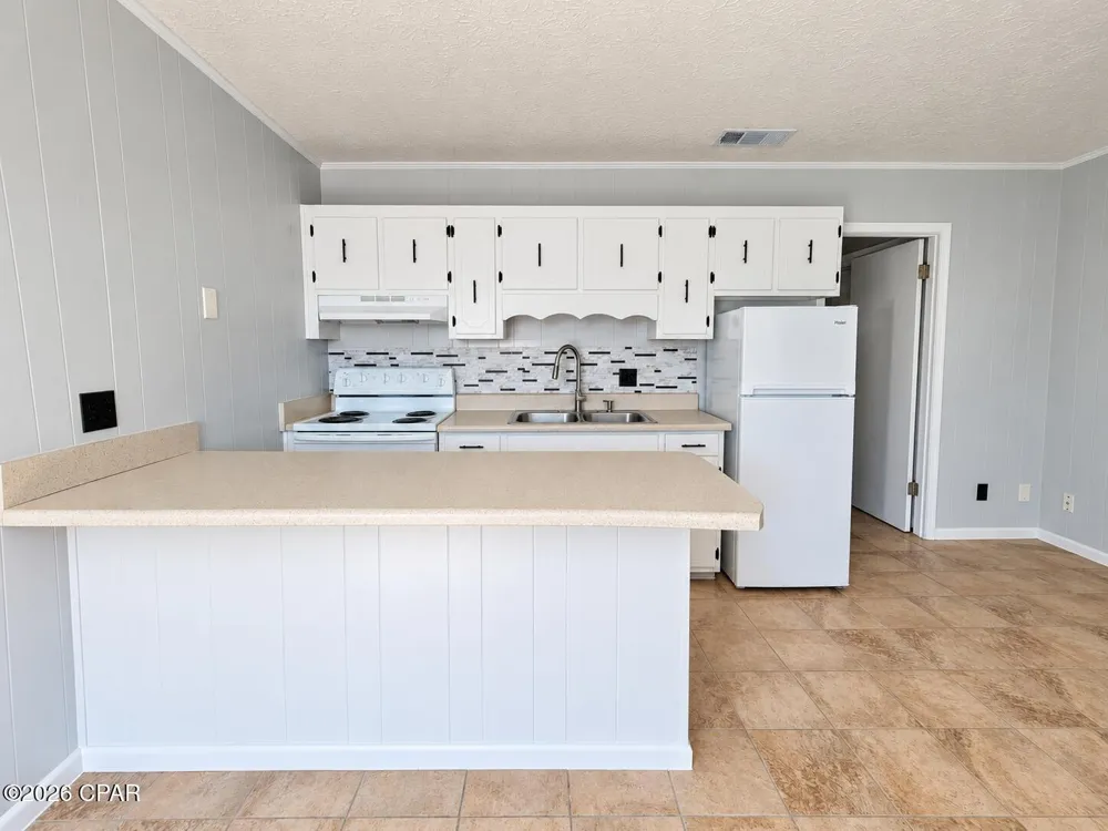 6529 Chipewa Street #F Panama City, FL 32404