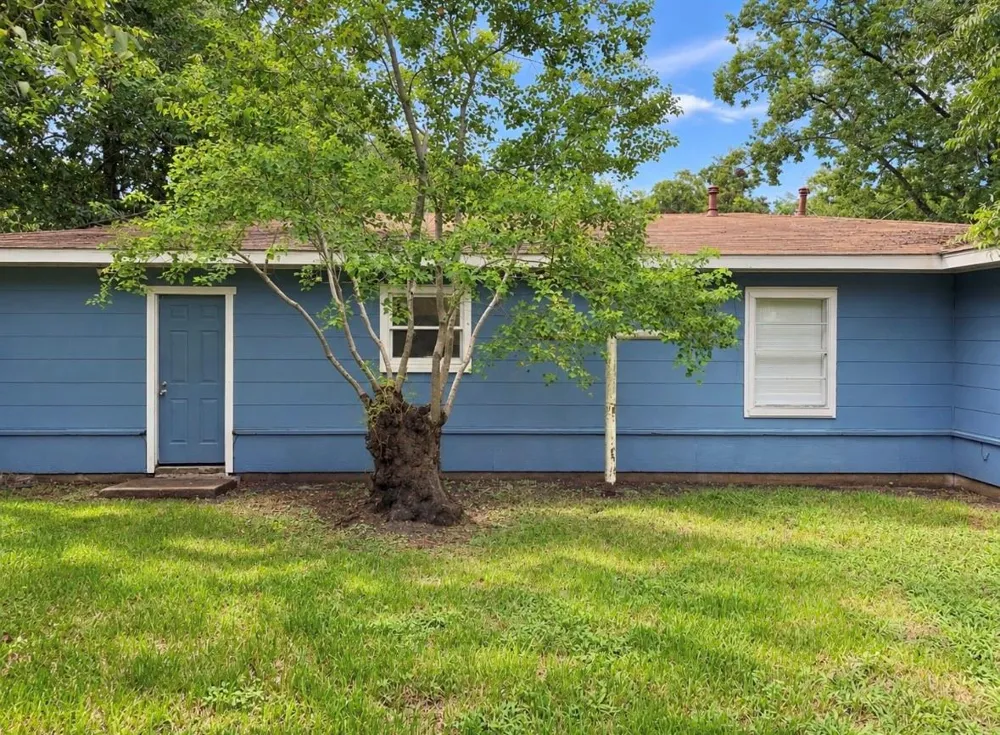 11929 15th Street Santa Fe, TX 77510