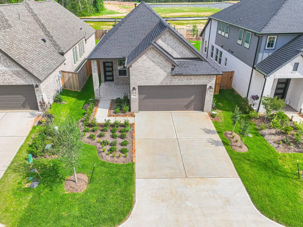 648 Crested Duck Court Willis, TX 77318