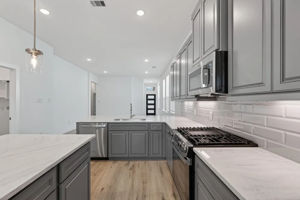 648 Crested Duck Court Willis, TX 77318