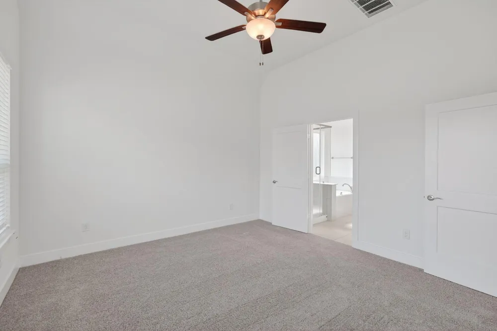 648 Crested Duck Court Willis, TX 77318