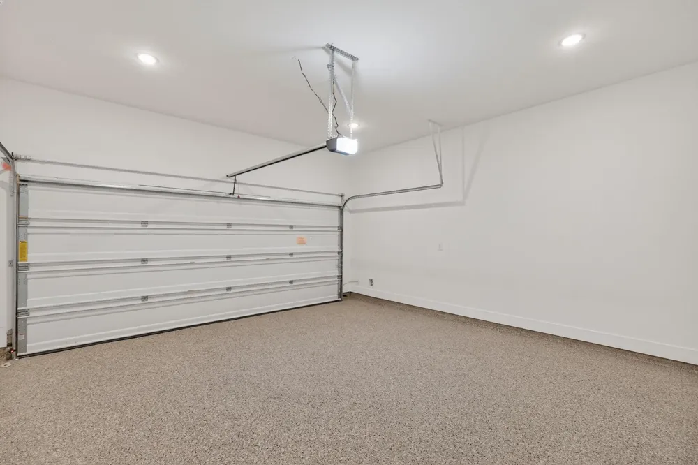 648 Crested Duck Court Willis, TX 77318