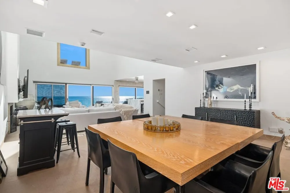 25302 Malibu Road Malibu, CA 90265