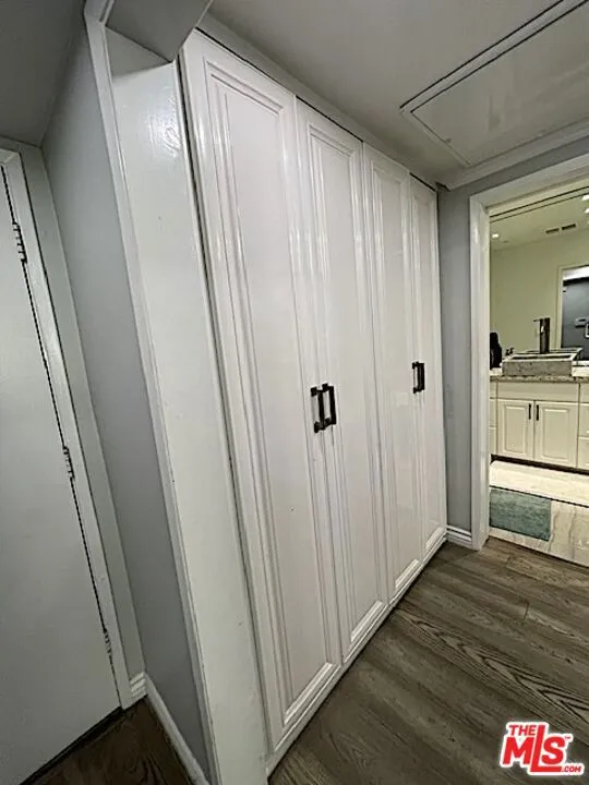 1015 Kings Road #104 West Hollywood, CA 90069