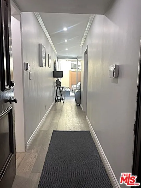1015 Kings Road #104 West Hollywood, CA 90069