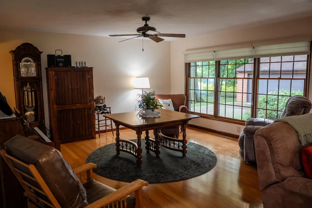 908 Wooded Lane Marshall, MI 49068