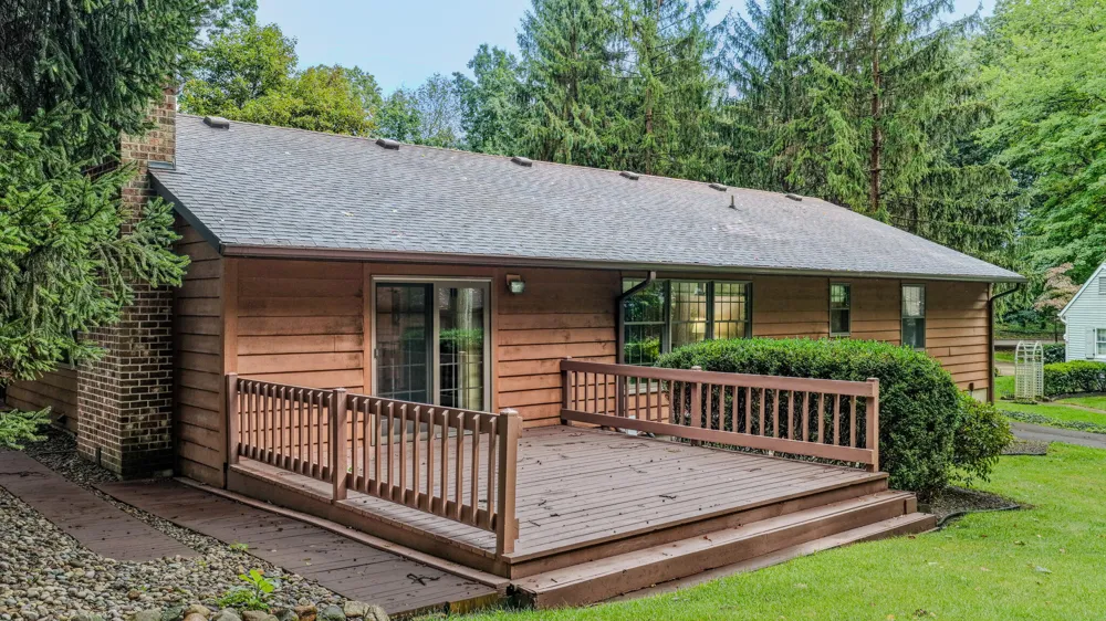 908 Wooded Lane Marshall, MI 49068