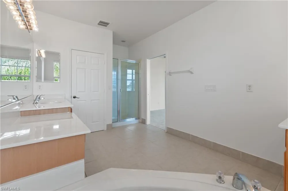 3846 Cherrybrook Loop Fort Myers, FL 33966