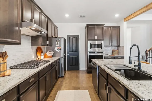 1531 ESSER XING New Braunfels, TX 78132