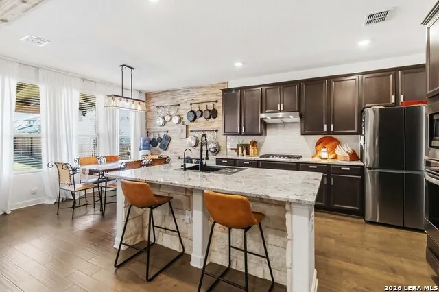 1531 ESSER XING New Braunfels, TX 78132