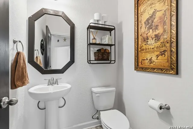 1531 ESSER XING New Braunfels, TX 78132