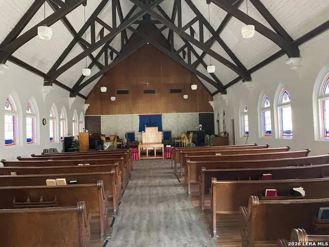 1502 McKinley Ave San Antonio, TX 78210
