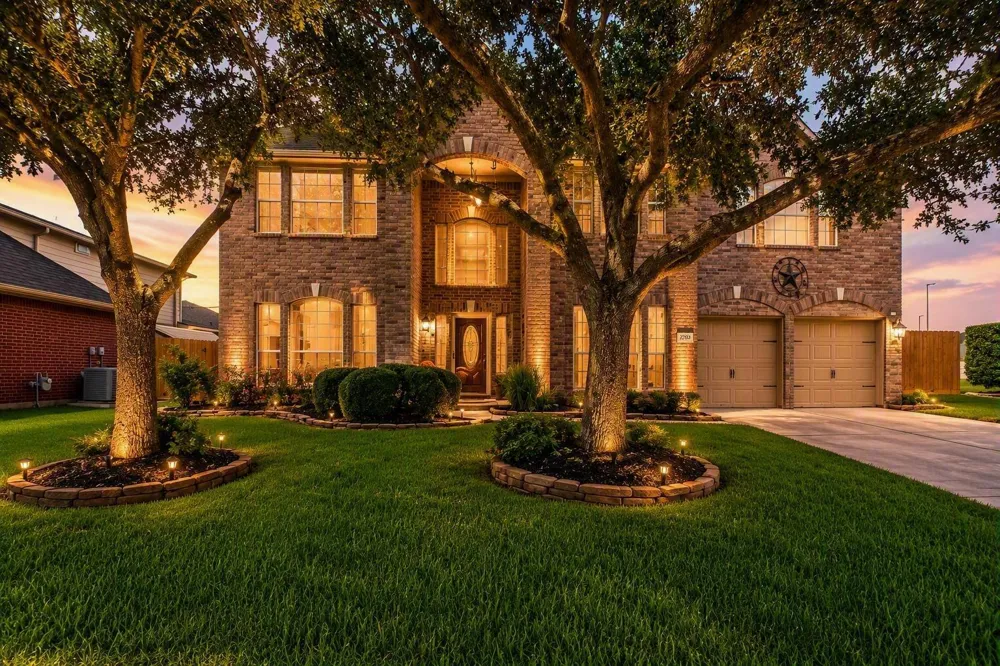 2710 Taos Trail Deer Park, TX 77536