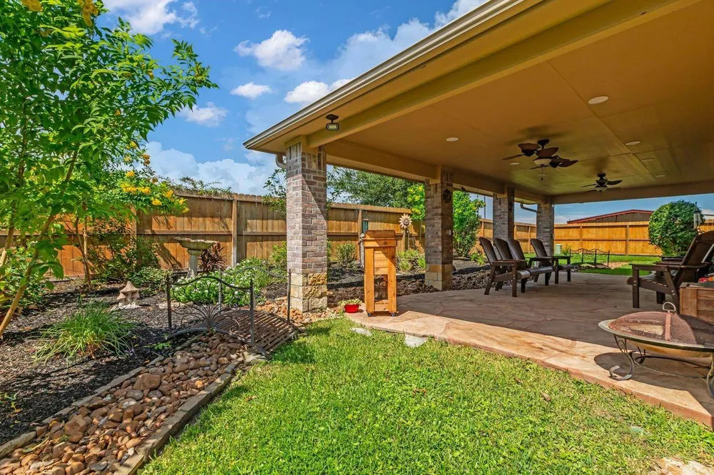 2710 Taos Trail Deer Park, TX 77536