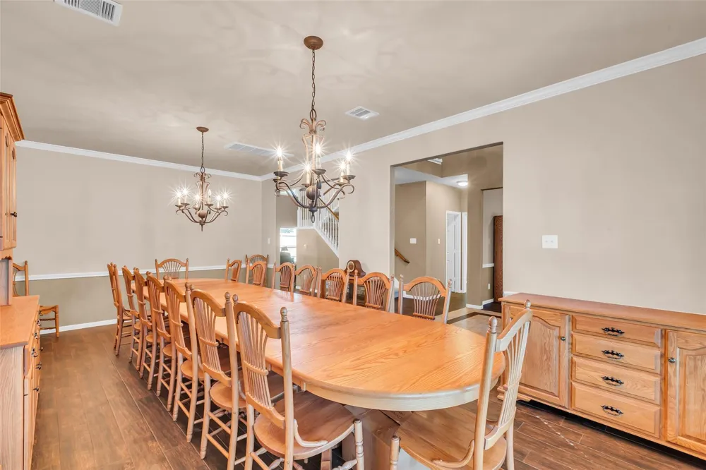 2710 Taos Trail Deer Park, TX 77536