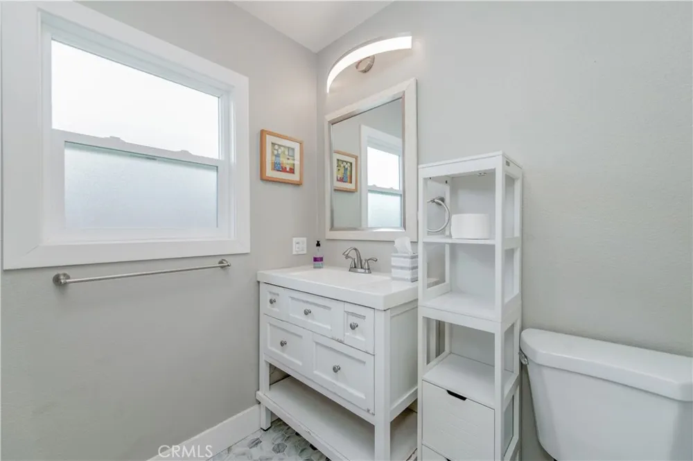 13229 Arcturus Gardena, CA 90249