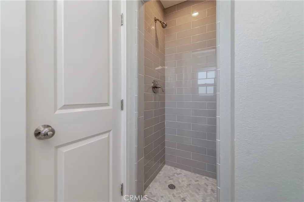 13229 Arcturus Gardena, CA 90249