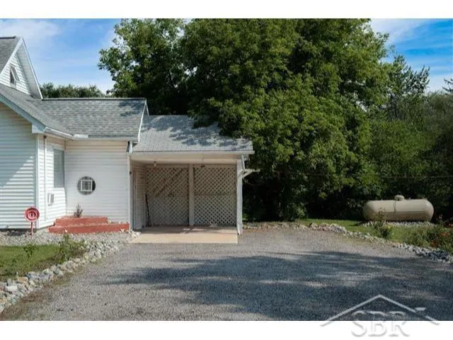 3028 W Saginaw Road Geneva Township, MI 48618