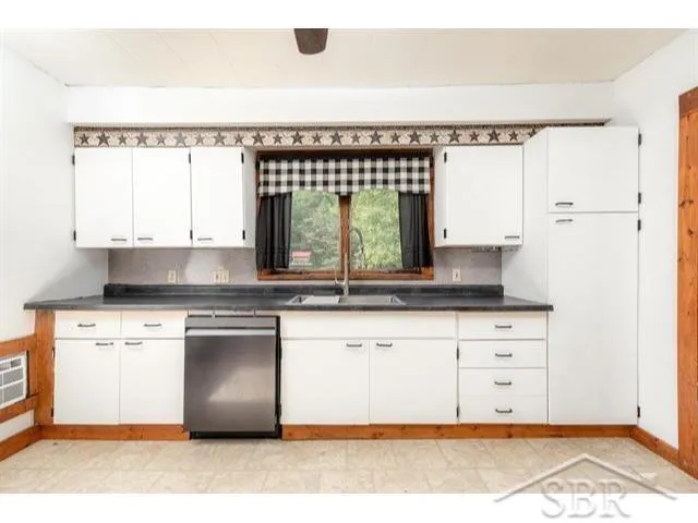 3028 W Saginaw Road Geneva Township, MI 48618