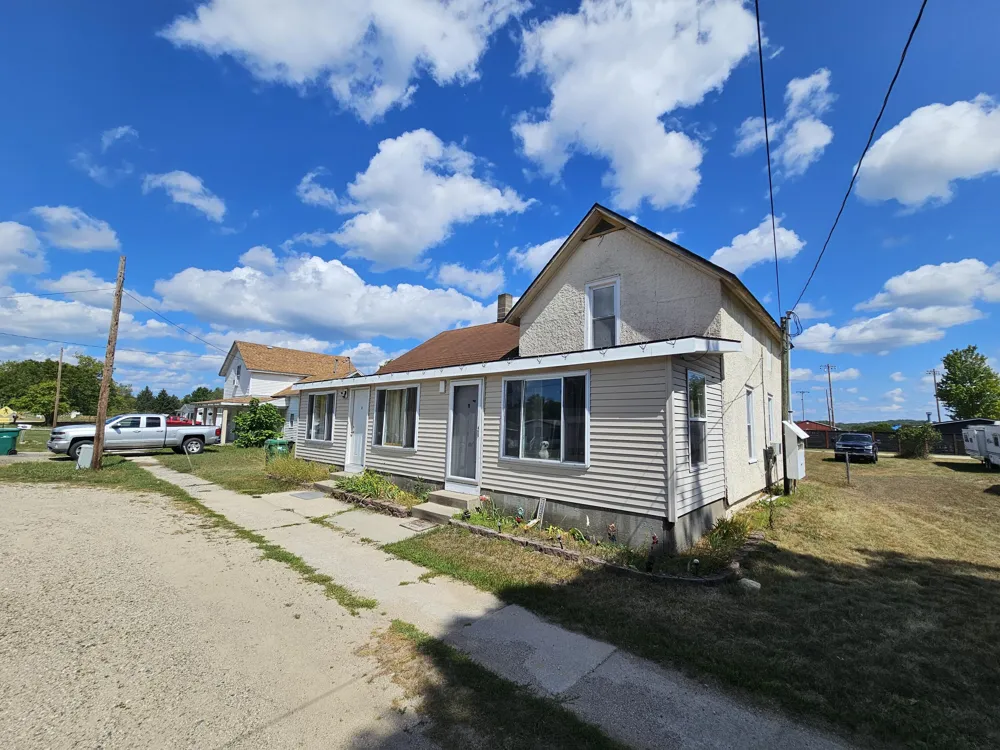 402 Main Street Unknown, MI 49639